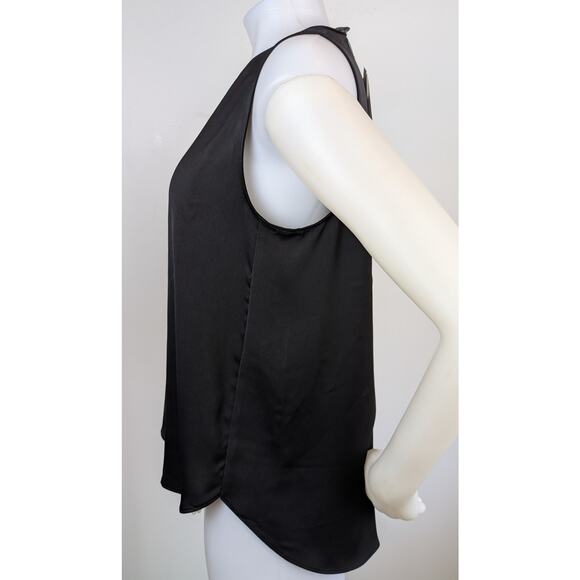 NEW Banana Republic Shell Top Medium Black Satin Sleeveless Minimalist Classic - Picture 4 of 8